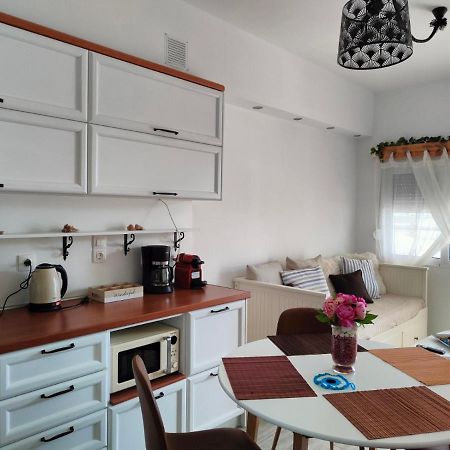 Sea Sound Haraki Apartment Екстериор снимка